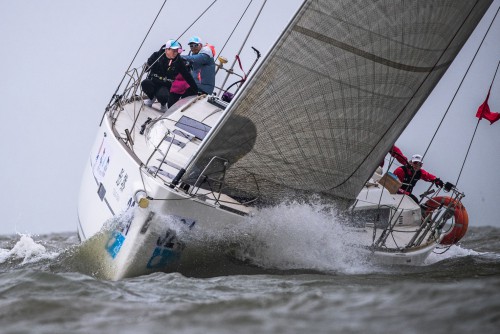 Fierce competition on the second day of the 2022 MGM Macao International Regatta